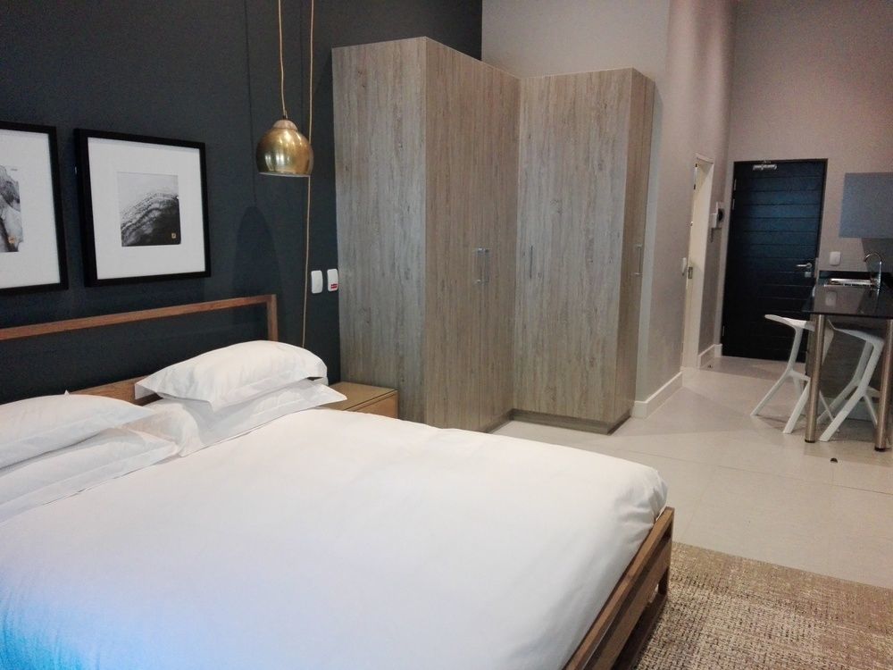 Mint Hotel Sandhurst Йоганнесбурґ Екстер'єр фото