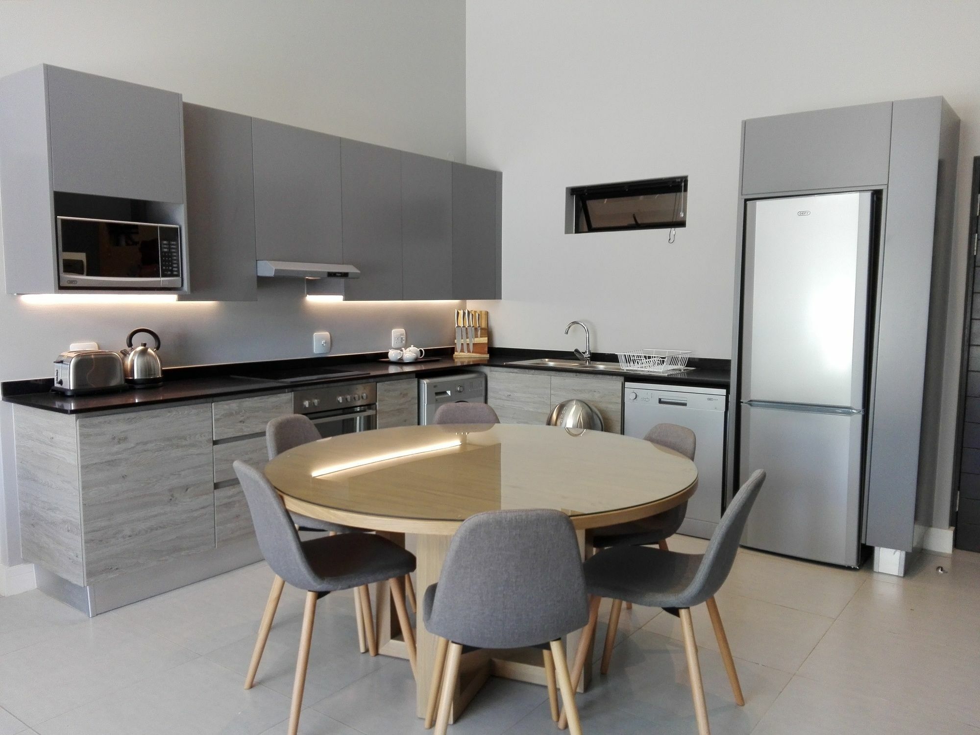 Mint Hotel Sandhurst Йоганнесбурґ Екстер'єр фото